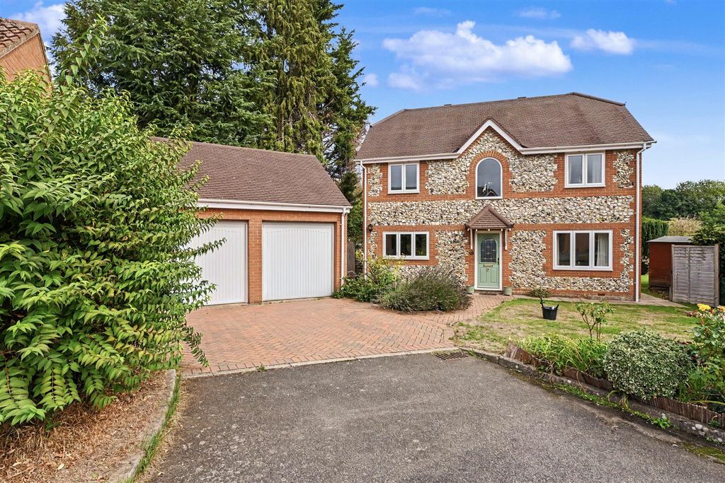 Property photo 1 of 12 1-Flint-Copse-24.Jpg