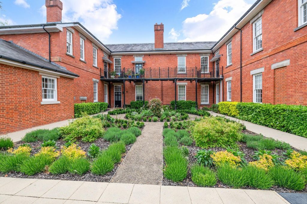 Property photo 1 of 14 Mayford Court  (14).Jpg