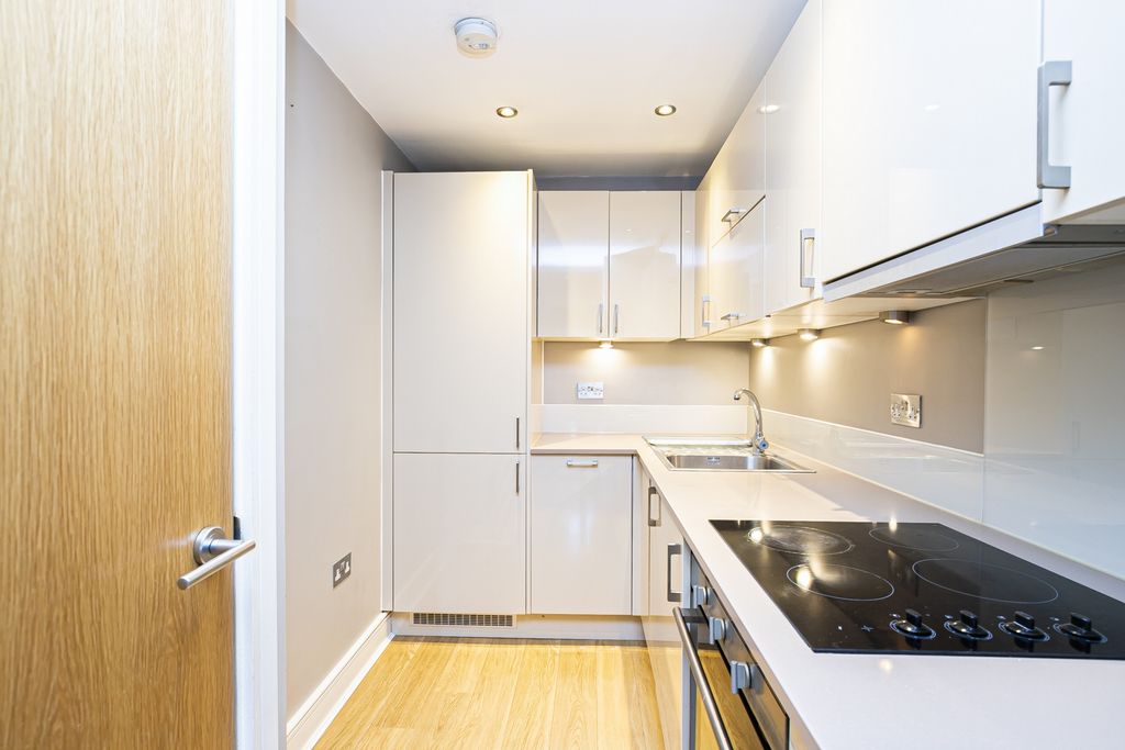 Additional image 5 of 2 bed flat for saleStation Road, Epping CM16