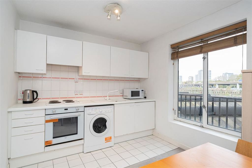 Property photo 2 of 5