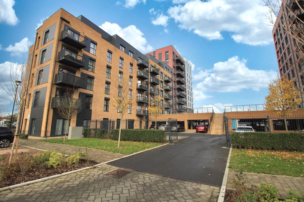 Property photo 1 of 10