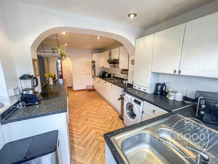 Property photo 3 of 30