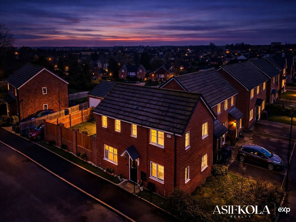 Property photo 1 of 28