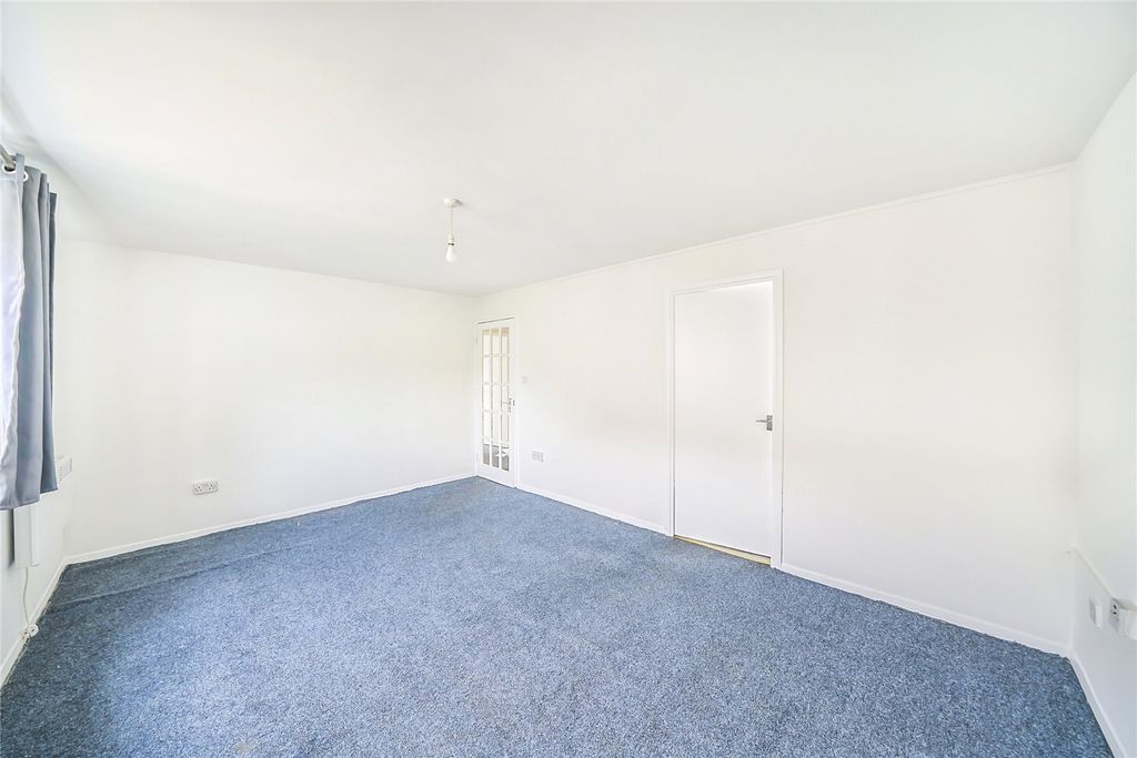 Property photo 3 of 22 Picture No. 29