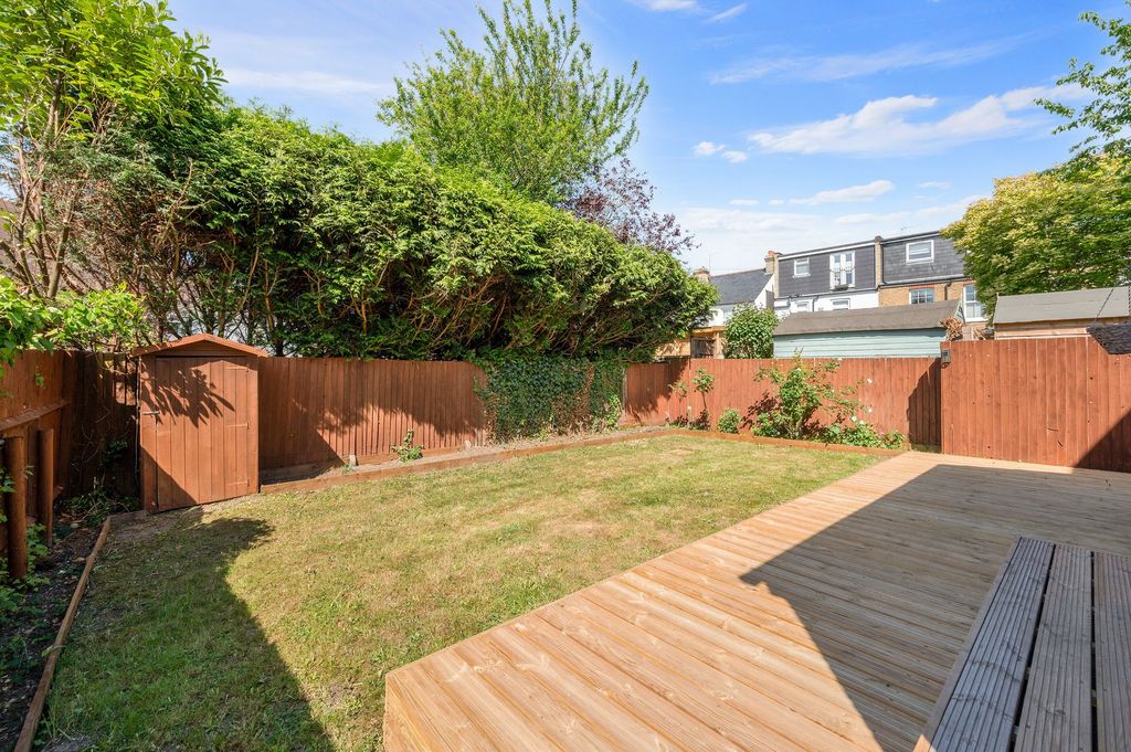 Property photo 3 of 12