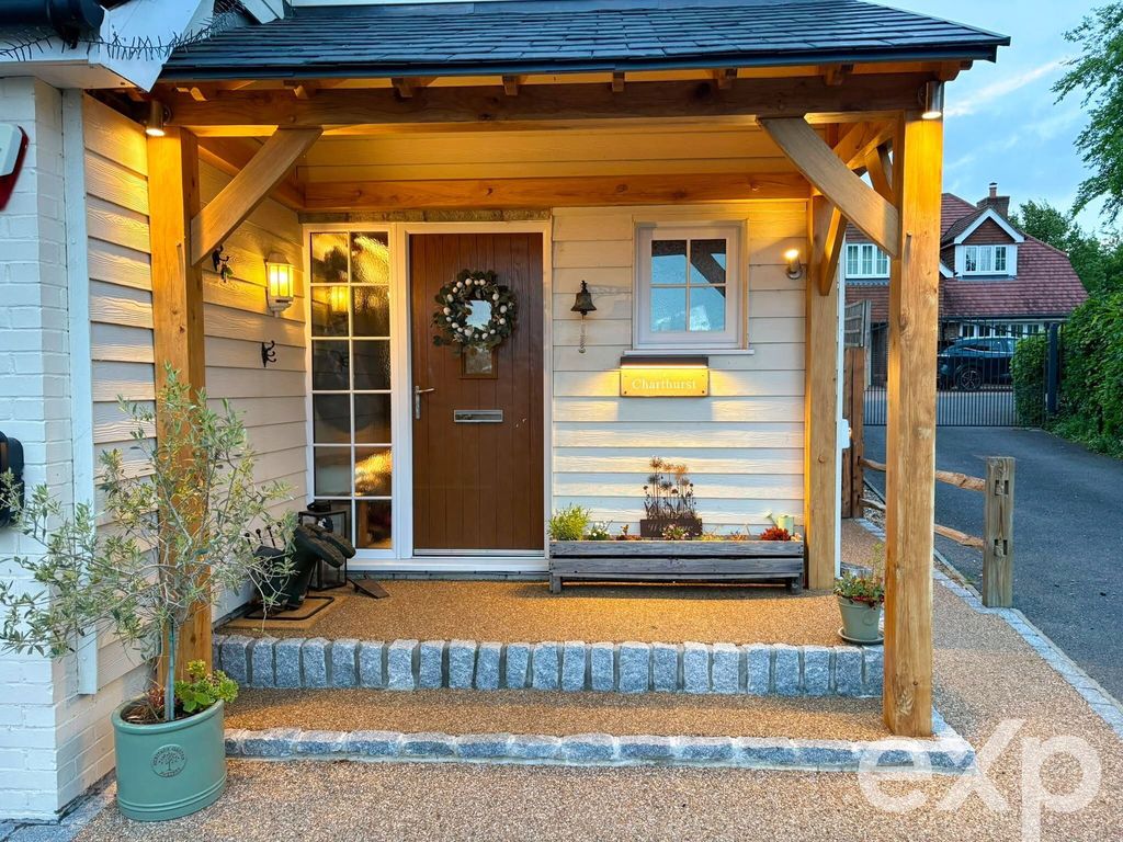 Property photo 2 of 30
