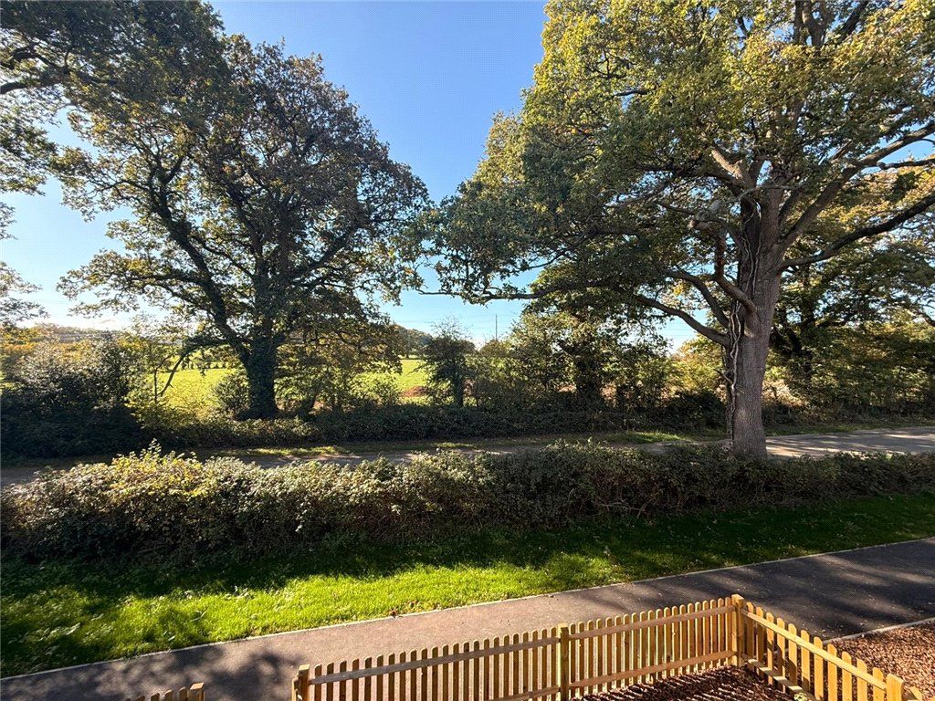 Property photo 2 of 18 Picture No. 04