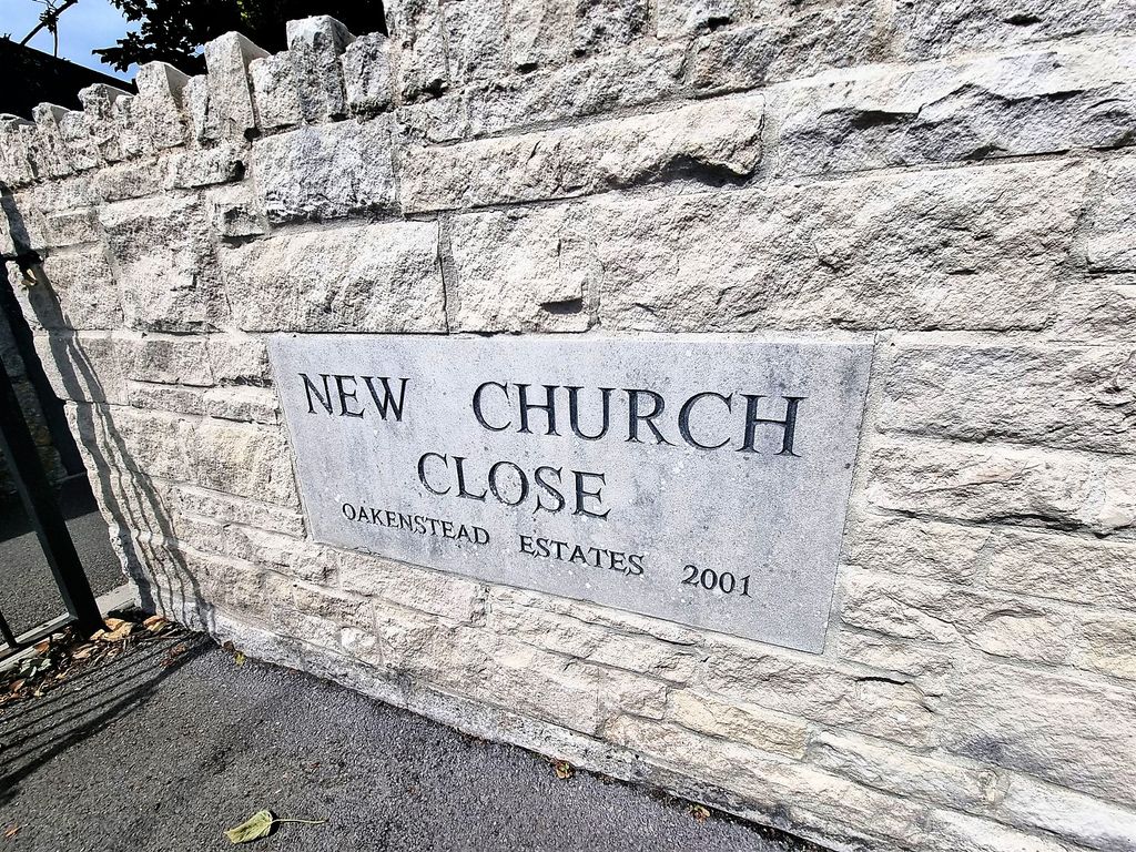 Property photo 2 of 20 New Church Close