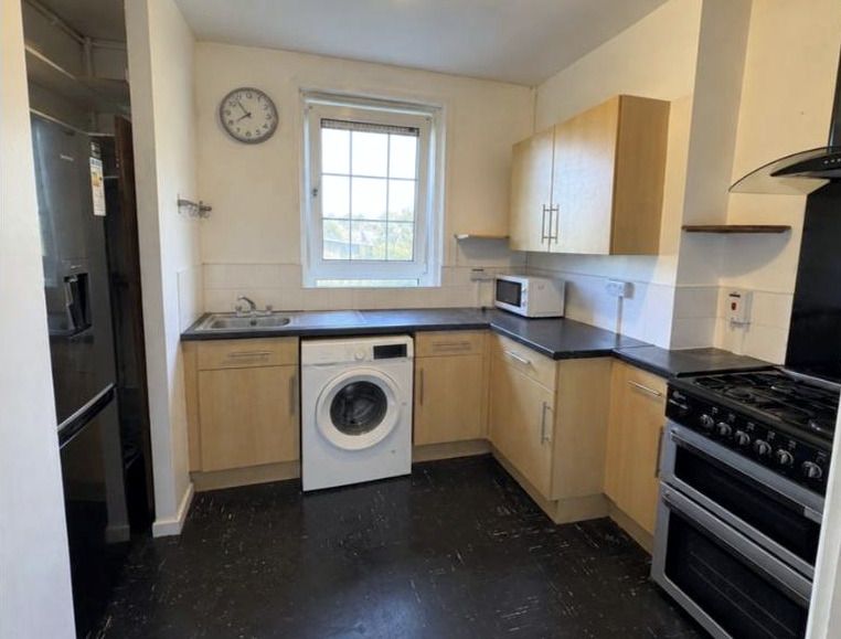 Property photo 3 of 4