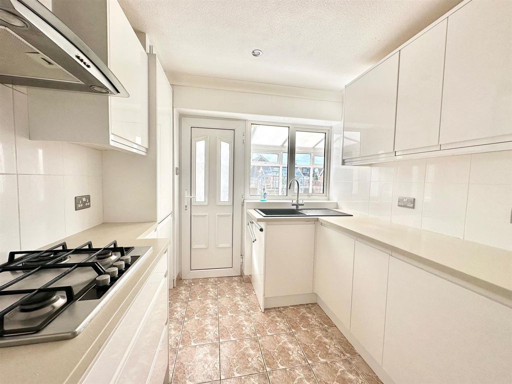 Property photo 3 of 21 12.Jpg