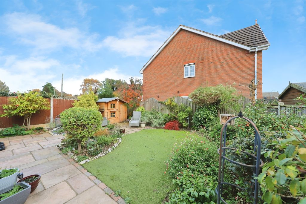 Property photo 3 of 17