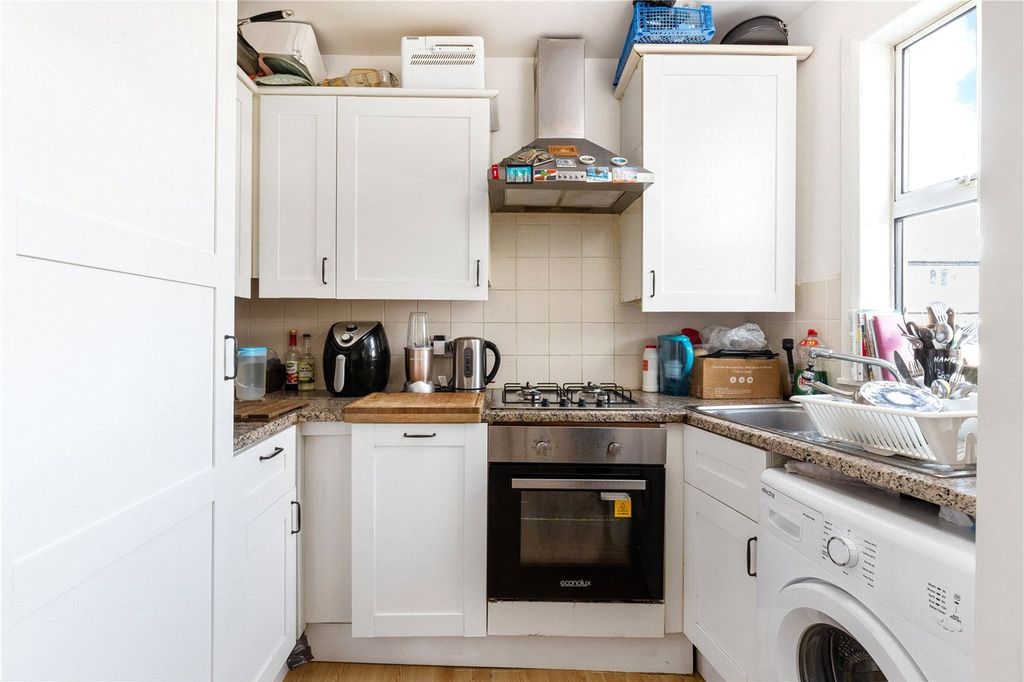 Property photo 2 of 10 Picture No. 09