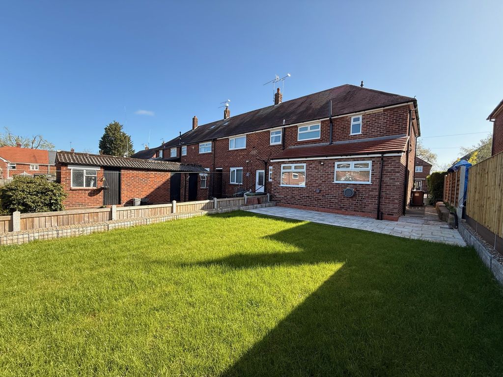 Property photo 2 of 13