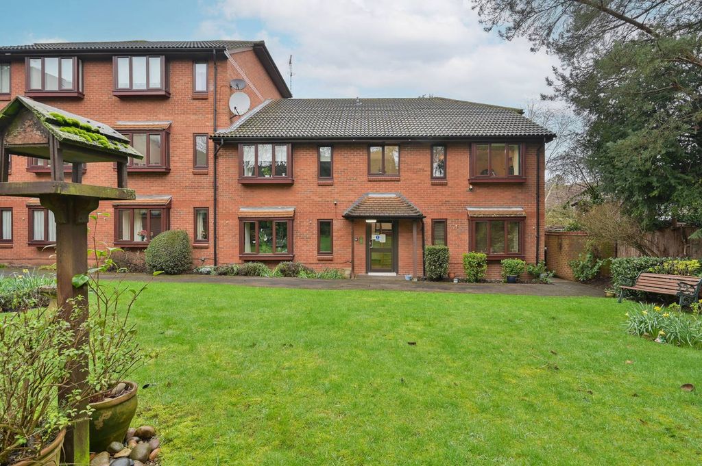 Property photo 2 of 14