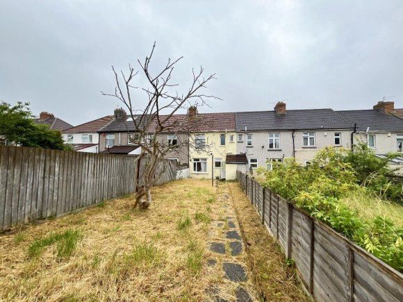 Property photo 3 of 16 7E33B9d977d46072356cd1E0Fcbfb04B.Jpeg