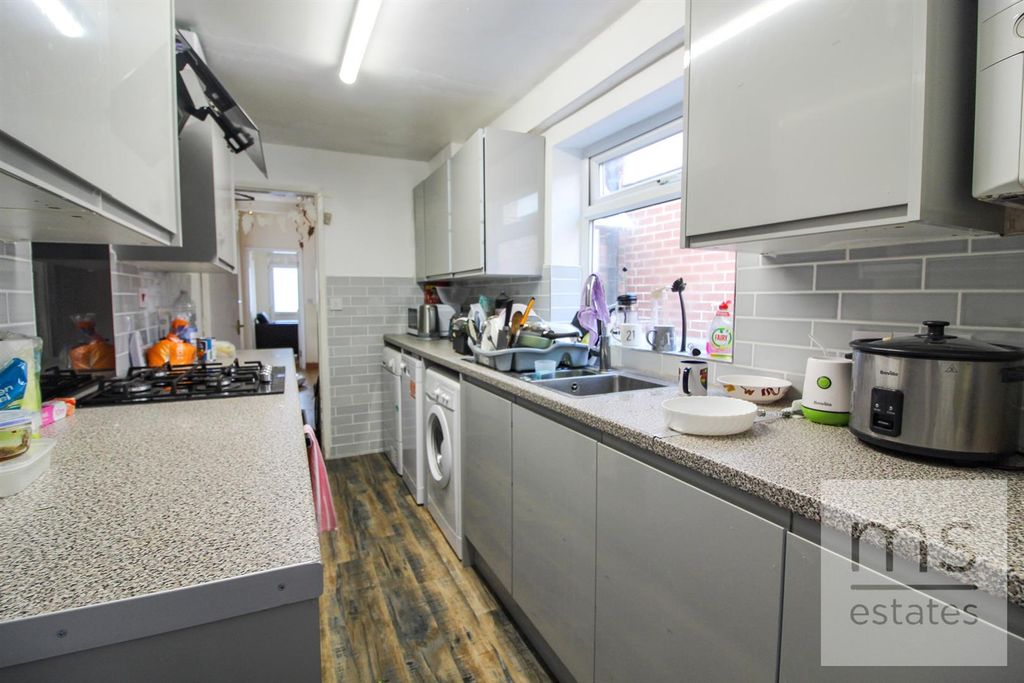 Property photo 2 of 17 Img_1534_1.Jpg