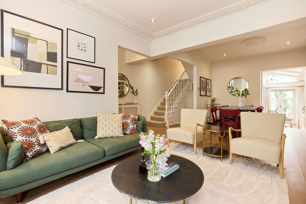 Property photo 2 of 28 Image