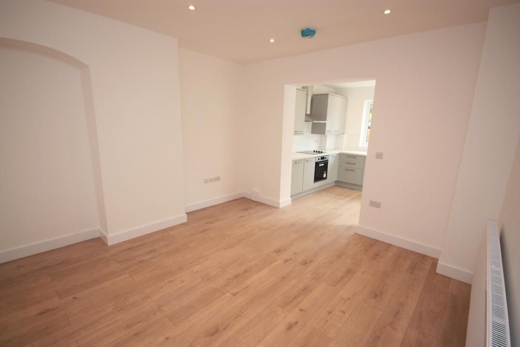 Property photo 2 of 9 Photo 2