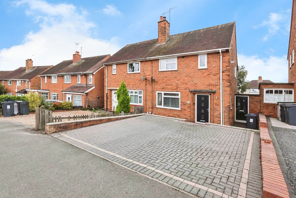 Property photo 2 of 17