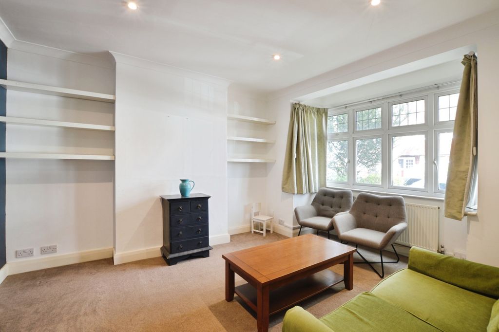 Property photo 2 of 20 Reception Room