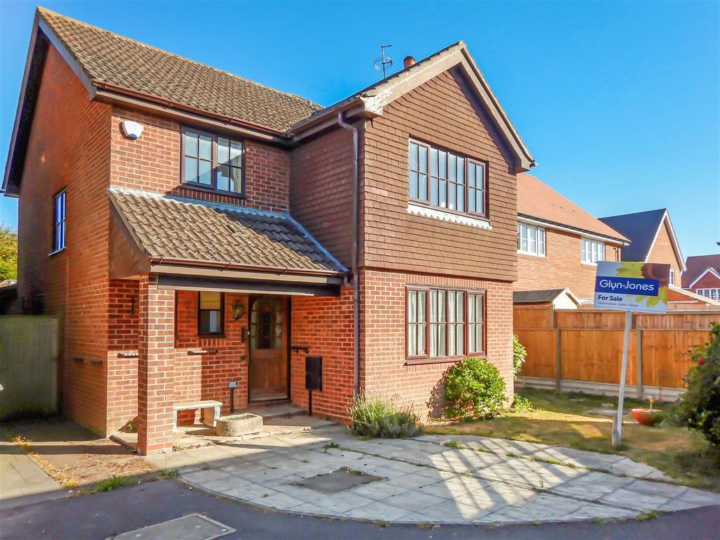 Property photo 1 of 25