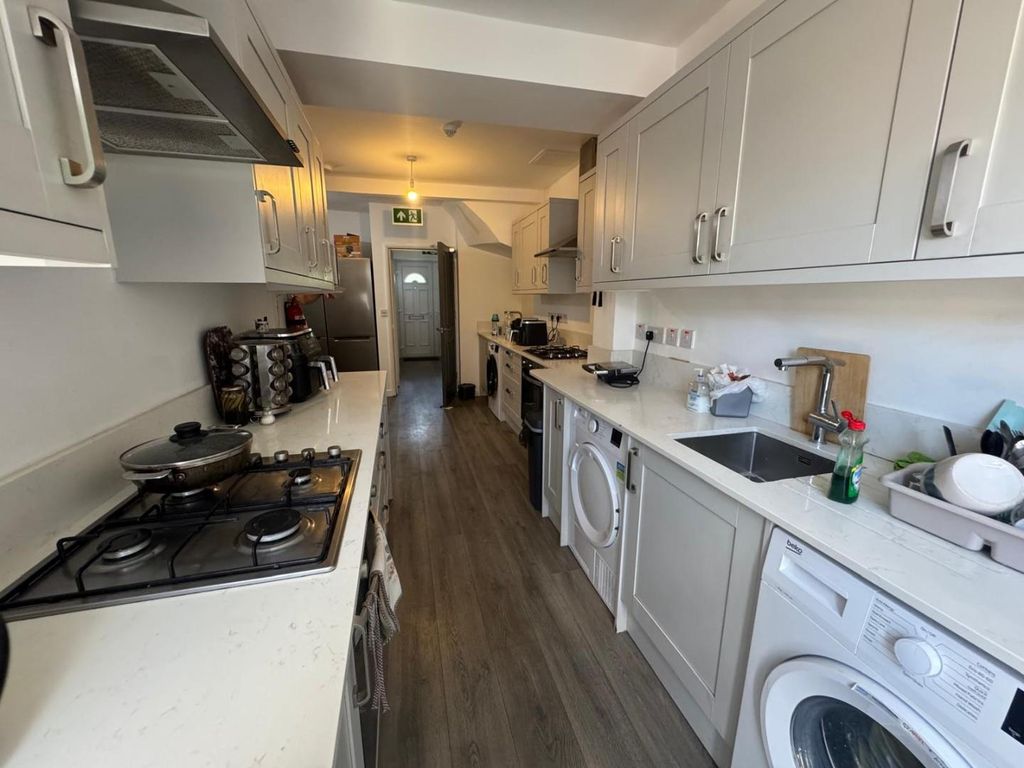 Property photo 1 of 5 7.Jpg
