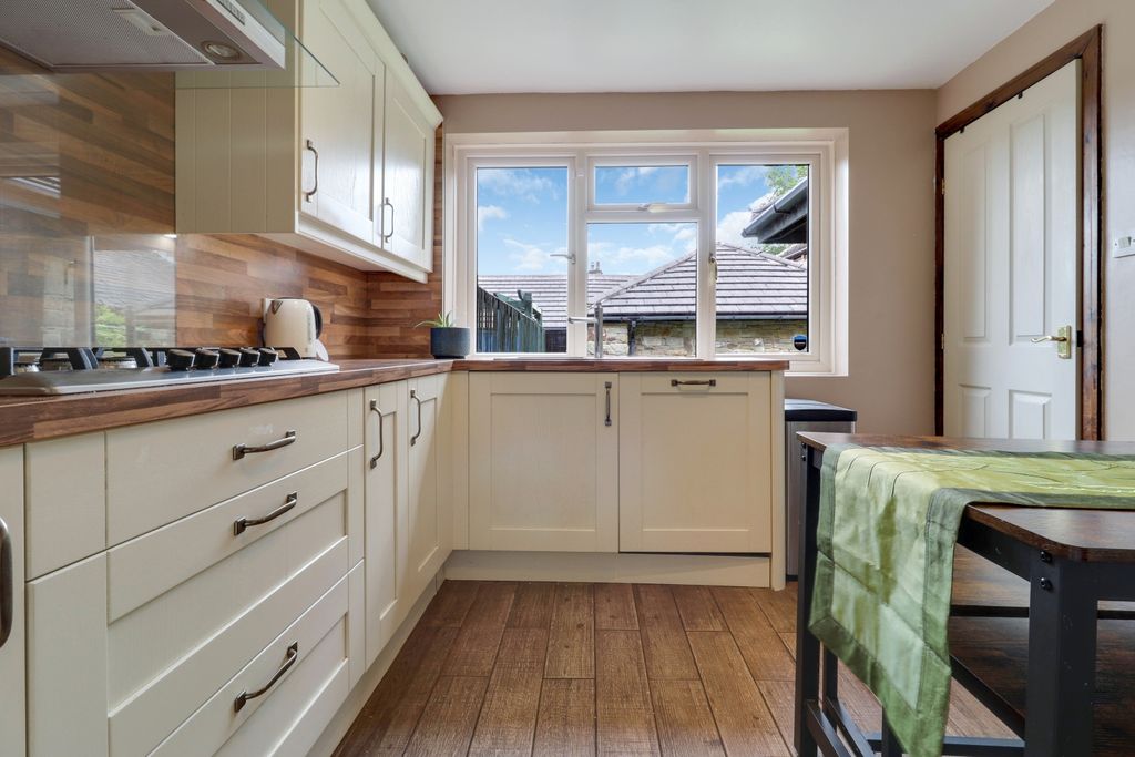 Property photo 3 of 21 Img_6545-Img_6547