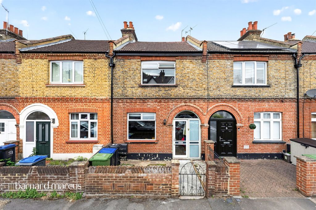 Property photo 1 of 11
