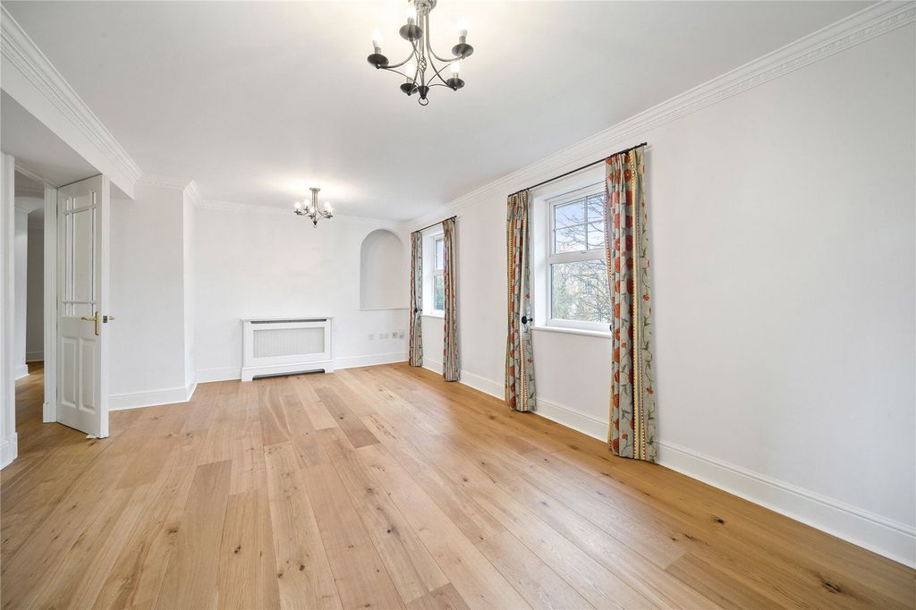 Property photo 3 of 10 Picture No. 09