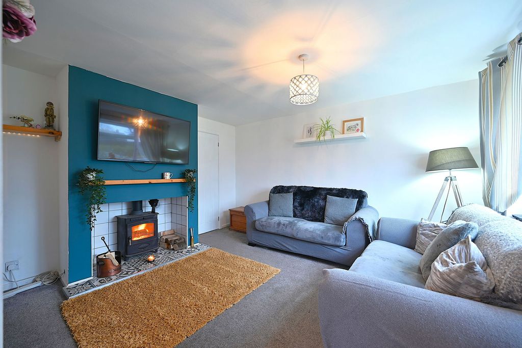 Property photo 2 of 24