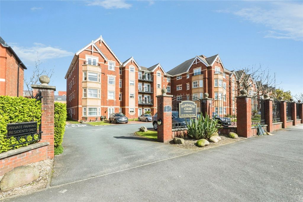 Property photo 1 of 10 Picture No. 32