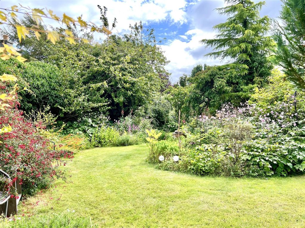 Property photo 2 of 36 Low Causeway, Culross