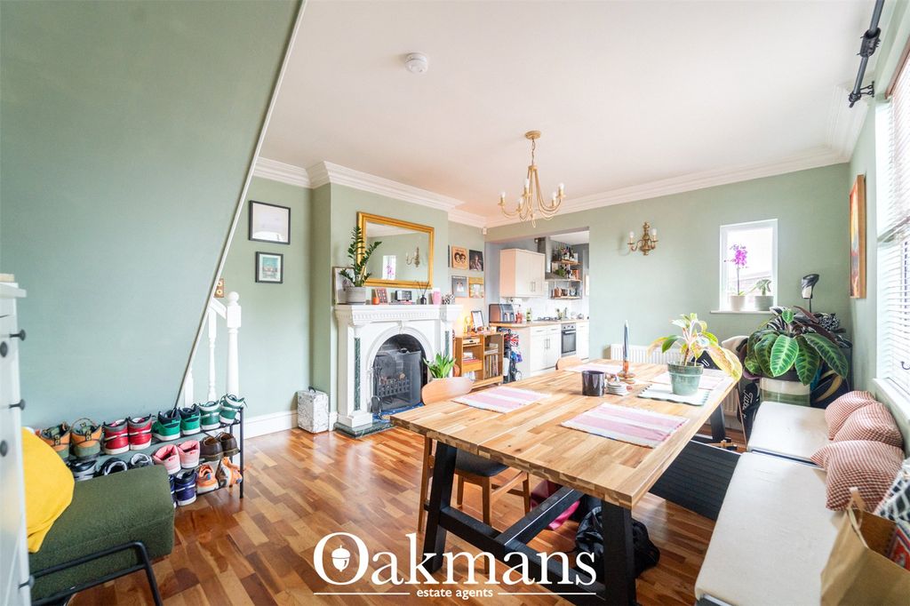 Property photo 2 of 32 Picture No. 05