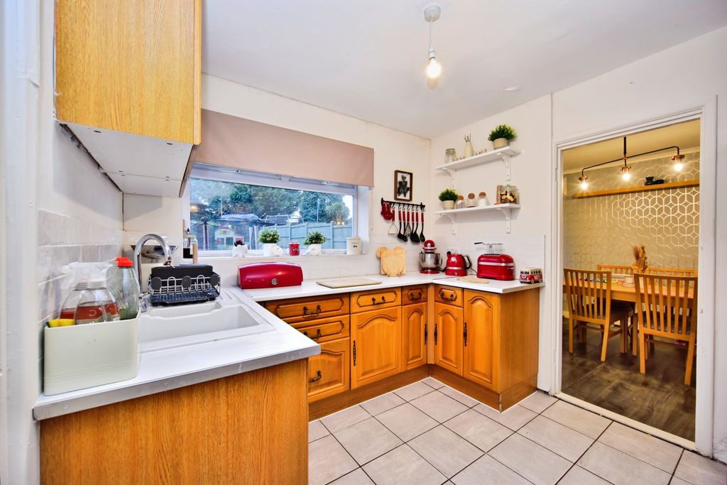 Property photo 3 of 20 Fbb_4872Edit