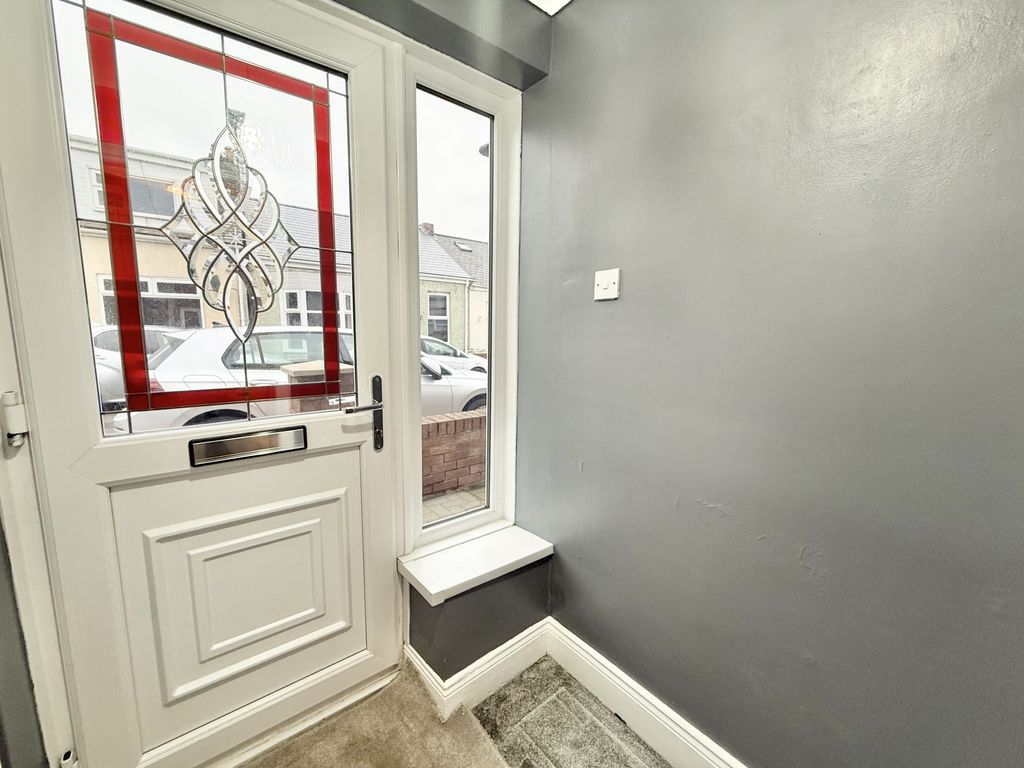 Property photo 2 of 17 Img_6093