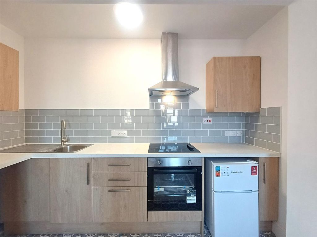 Property photo 3 of 10 Kitchen2.Jpg