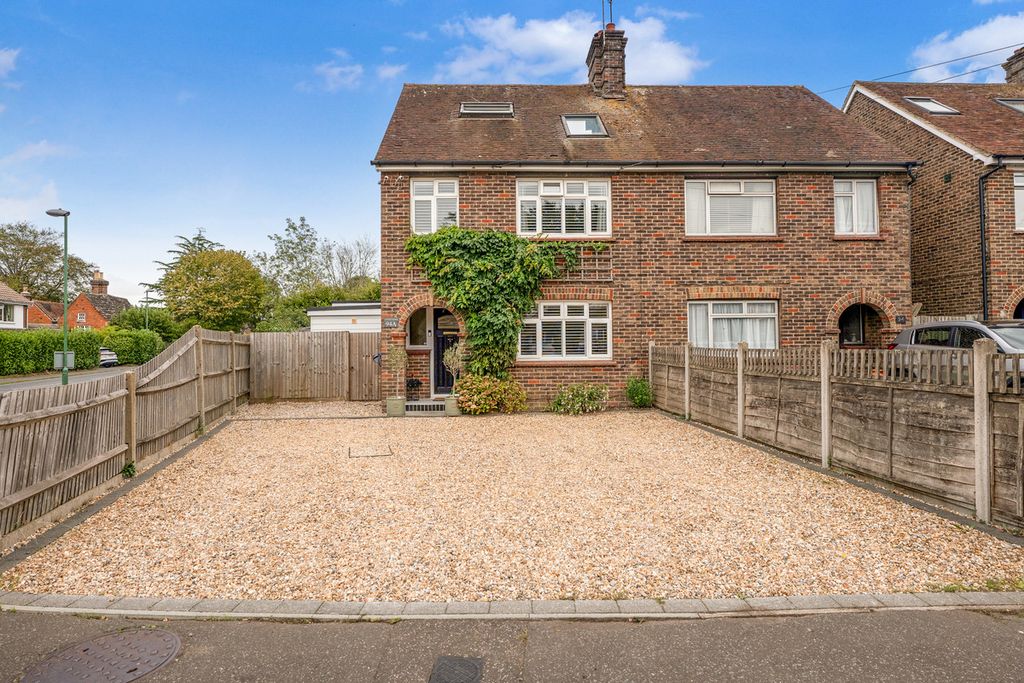 Property photo 2 of 29