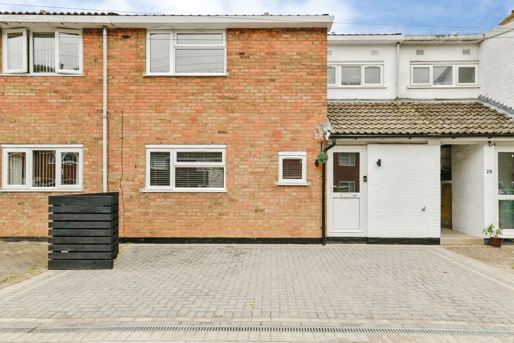 Property photo 1 of 25 Pbox-Img.Jpg