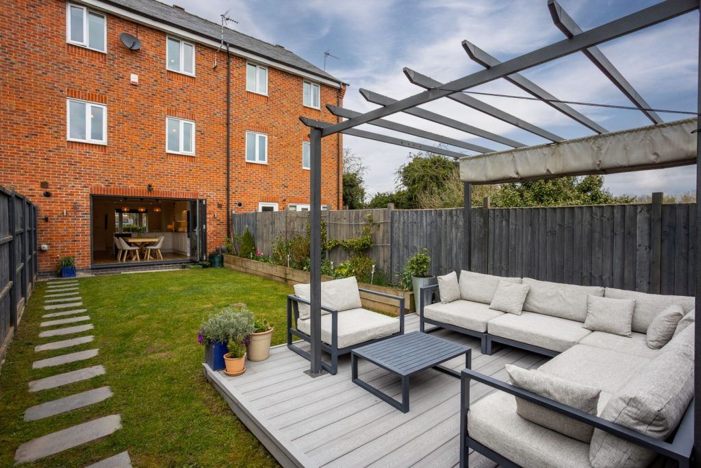 Property photo 3 of 27