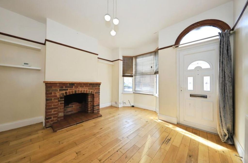 Property photo 3 of 17 Image