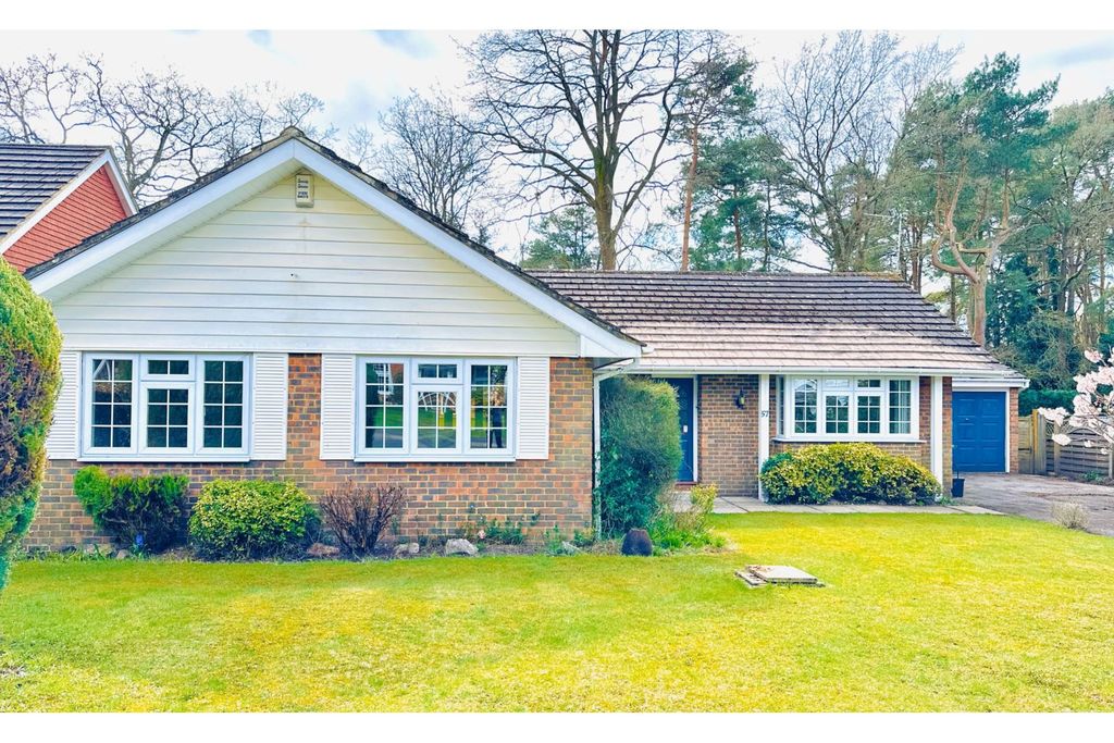 Property photo 1 of 27