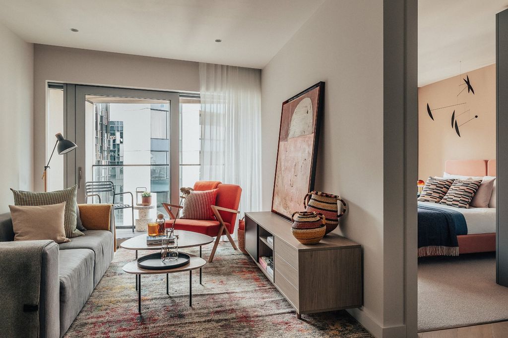 Property photo 2 of 19