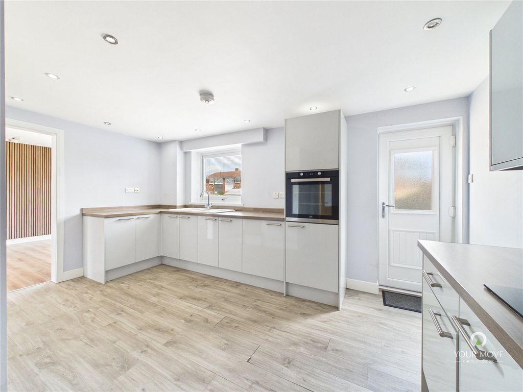 Property photo 3 of 16 Picture No. 09