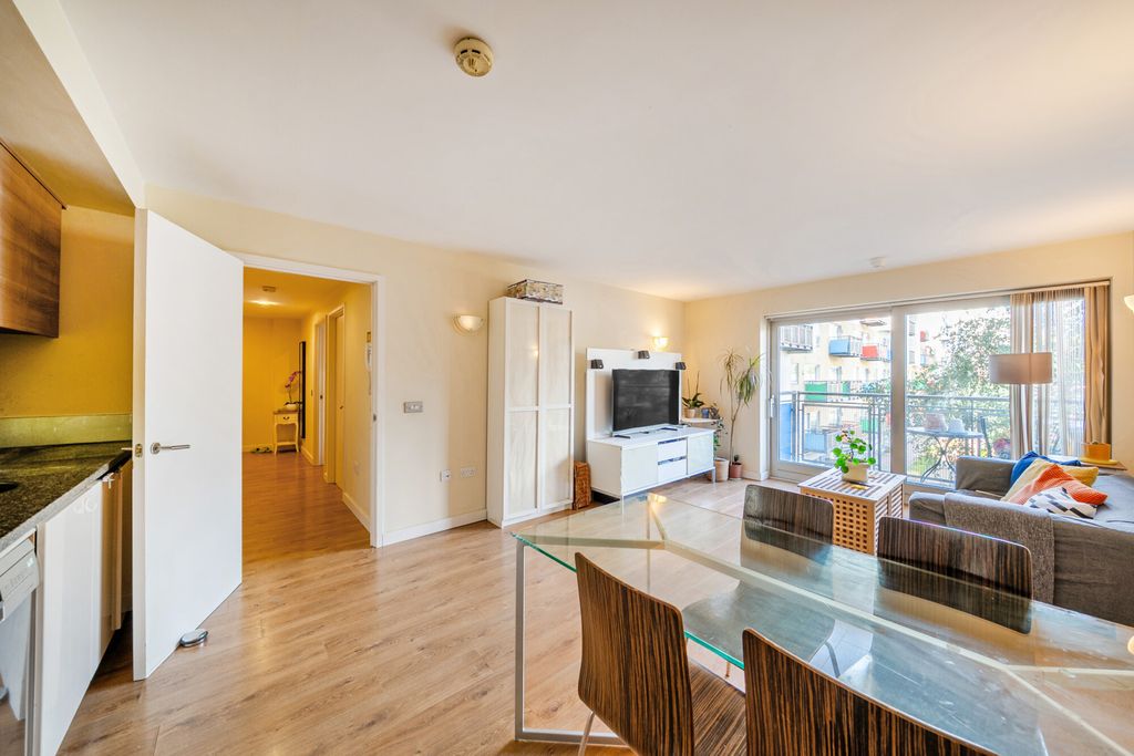 Property photo 2 of 14 1522291-13-1A0Aac...