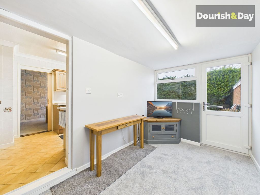 Property photo 3 of 24