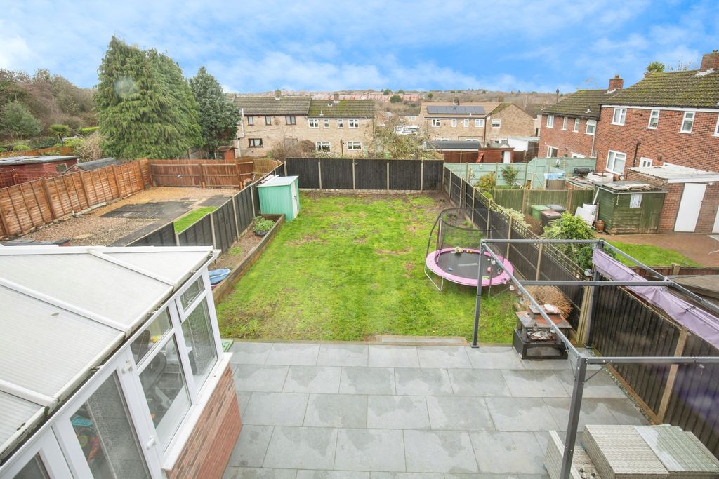 Property photo 2 of 18 82Af633c-Mw-9539