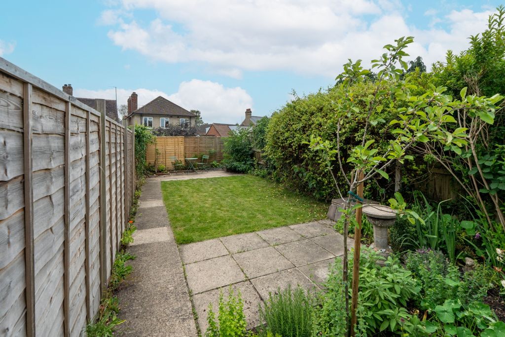 Property photo 3 of 18 4 Mill Road-01823