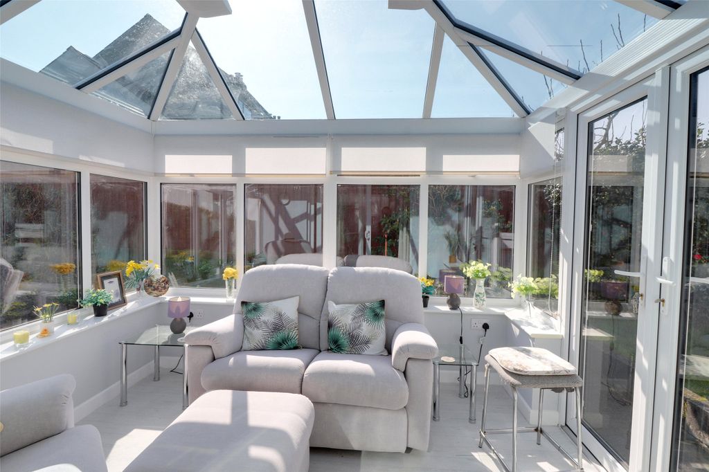 Property photo 3 of 9 3 - Picture No. 03