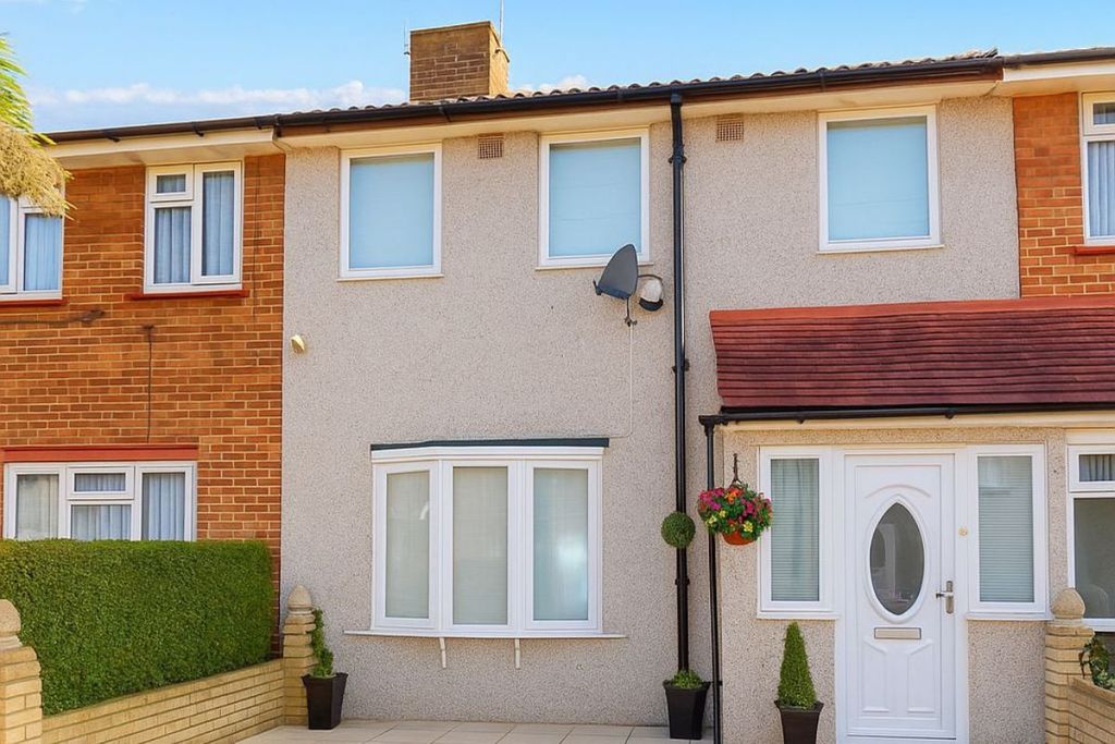 Property photo 1 of 3