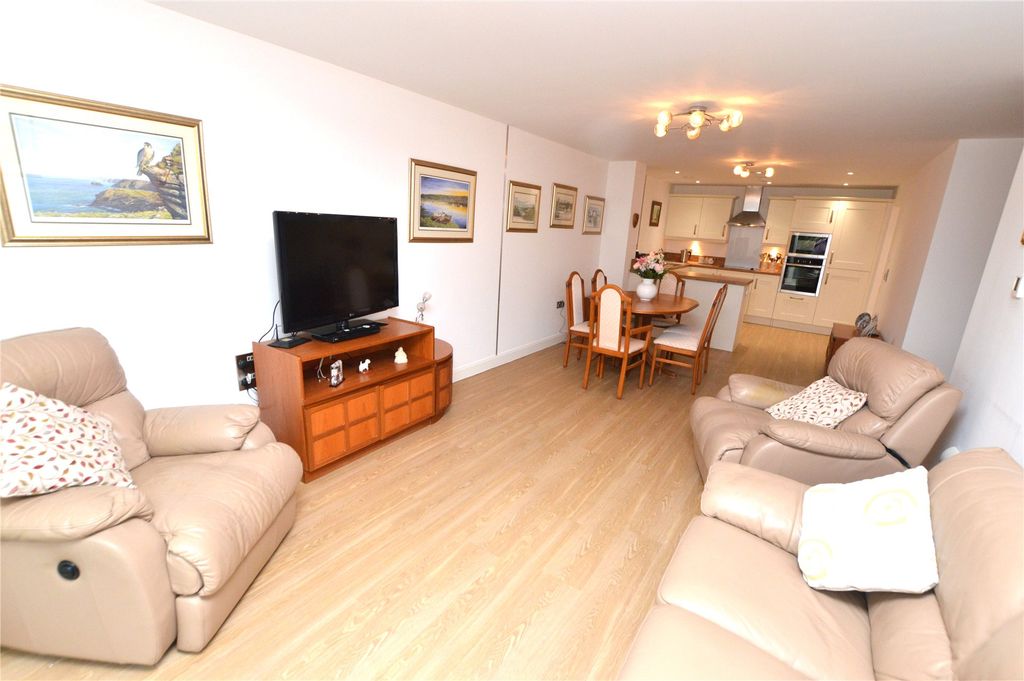 Additional image 21 of 2 bed flat for saleSea Road, Carlyon Bay, St. Austell, Cornwall PL25